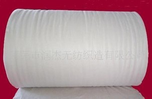 短纖針刺非織造無紡?fù)凉げ? height=103 width=105 border=0></a></td>
    </tr>
    <tr>
      <td height=