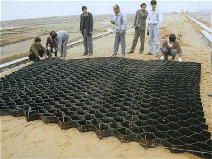 【供應】※山西土工格室★土工格室廠家價格